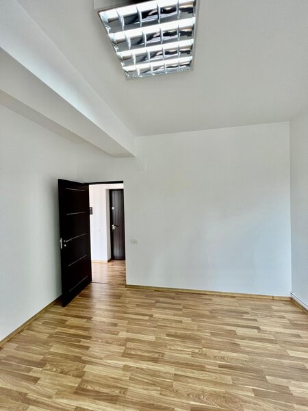 Aviatiei, Elena Caragiani, office building 2012,